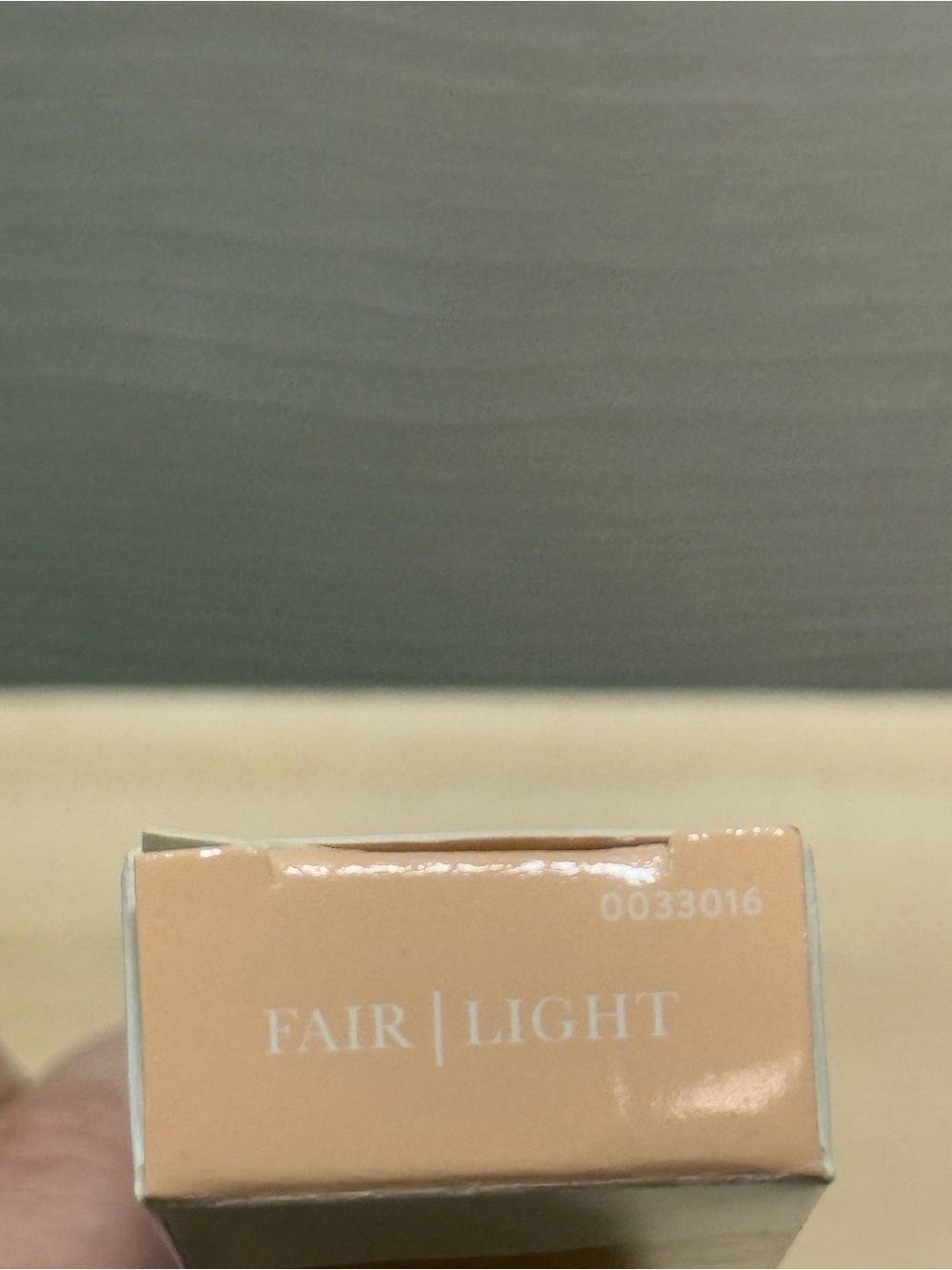 Laura Geller Spackle Skin Perfecting Waterproof Eye Primer - Fair light NEW - Picture 3 of 4
